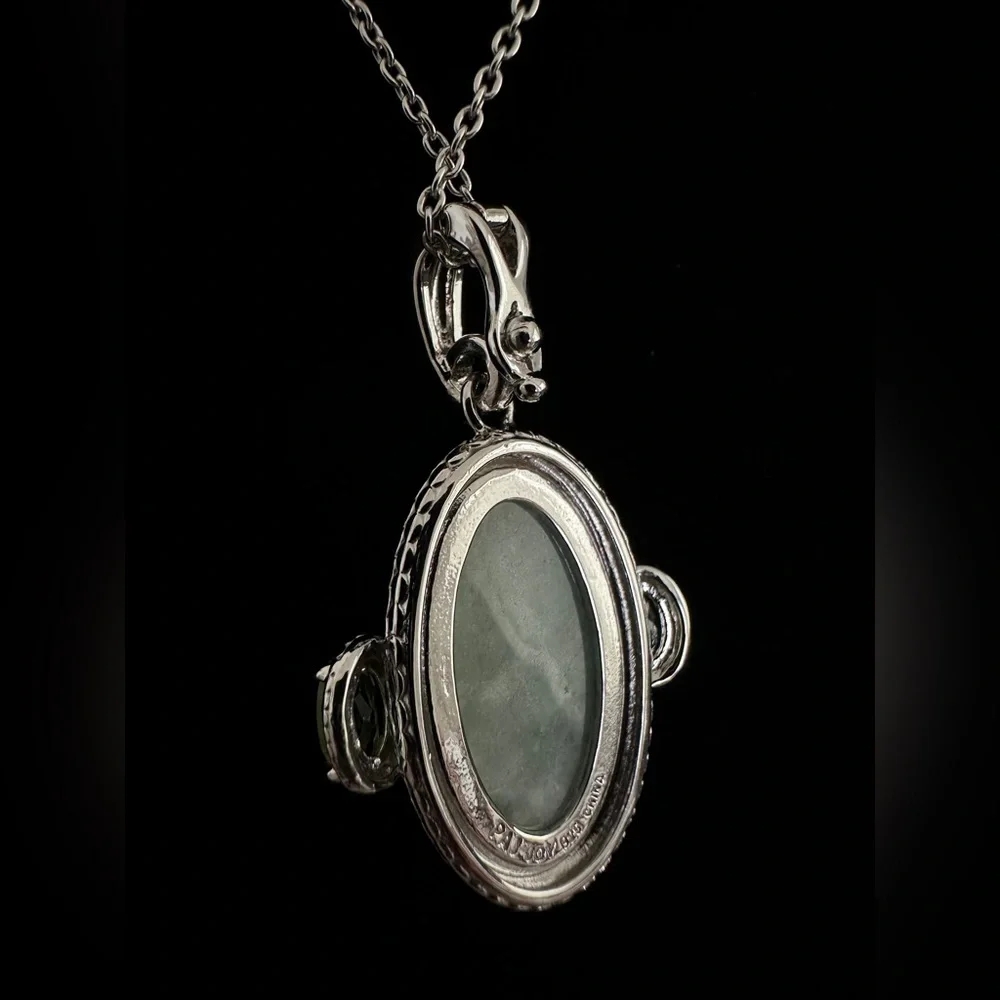 Jade and Peridot necklace in sterling silver by Jade of Yesteryear - Picture 3 of 9